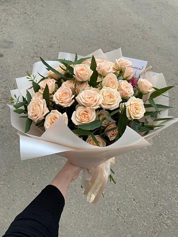 Букет Кремовые розы Латте в Митькино